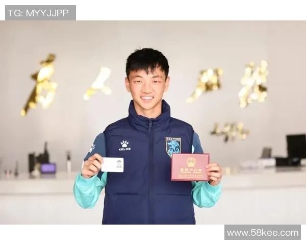 探寻外国足球明星的中国根源揭示祖籍背后的故事与文化传承