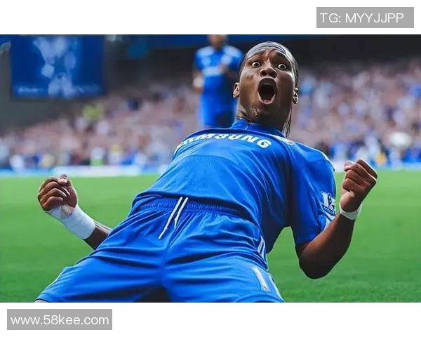 足球巨星化身平民生活揭秘普通人的日常与梦想